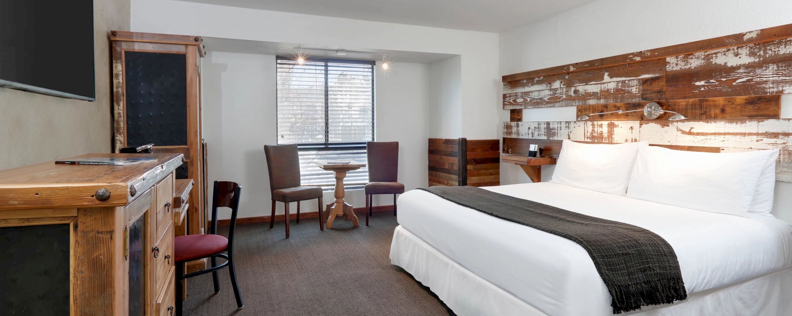 Inn at South Lake Tahoe — photo 19 of 60