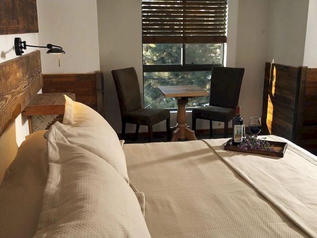 Inn at South Lake Tahoe — photo 7 of 60